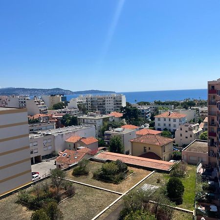 Superbe Appartement Vue Sur Mer Niza Exterior foto